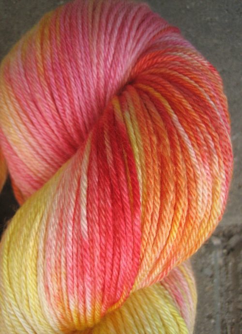 garnyarn-haandfarvet-garn-speckles-tynd-merino-uld-superwash-mulberry-silke-tulipan-gul-pink