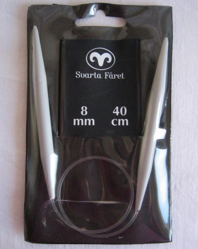 svartafaaret-plast-rundpind-40cm-8mm