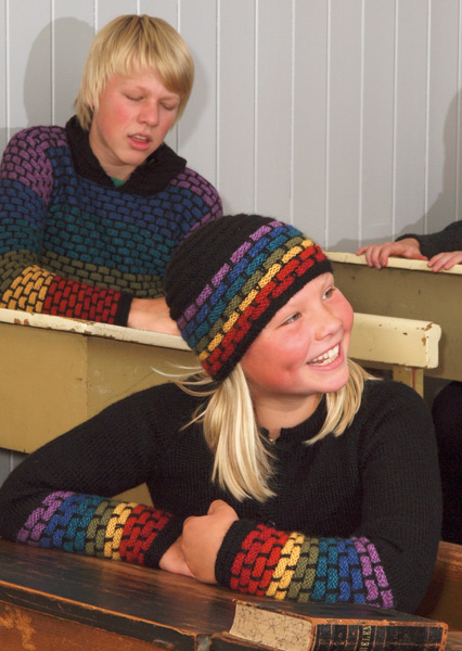 du-store-alpakka-sterk-barn-unisex-regnbue-sweater-med-hætte-cardian-hue-i-murstensmoenster-th09-21